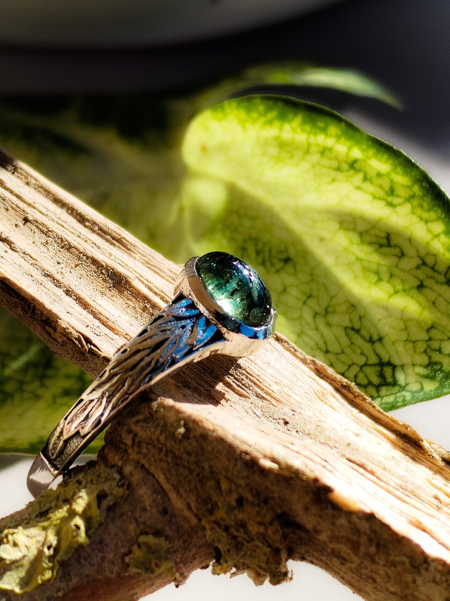 Anillo de Turmalina de Color y plata de ley