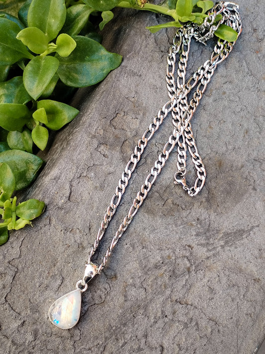 Cadena de Acero y Colgante de Piedra Luna y Plata de Ley