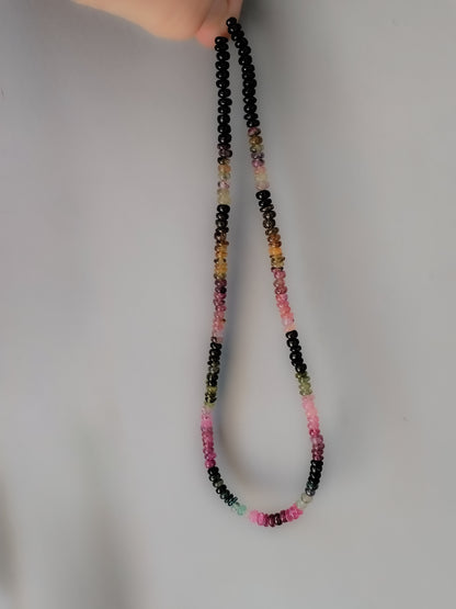 Collar de Turmalinas de colores y cierre plata de ley