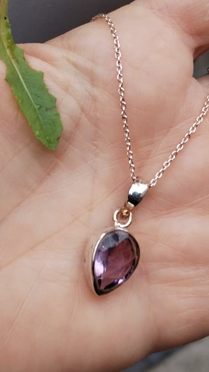 Colgante de Amatista tallada extra y Plata de ley