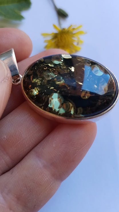 Colgante de Ámbar Verde y Plata de ley