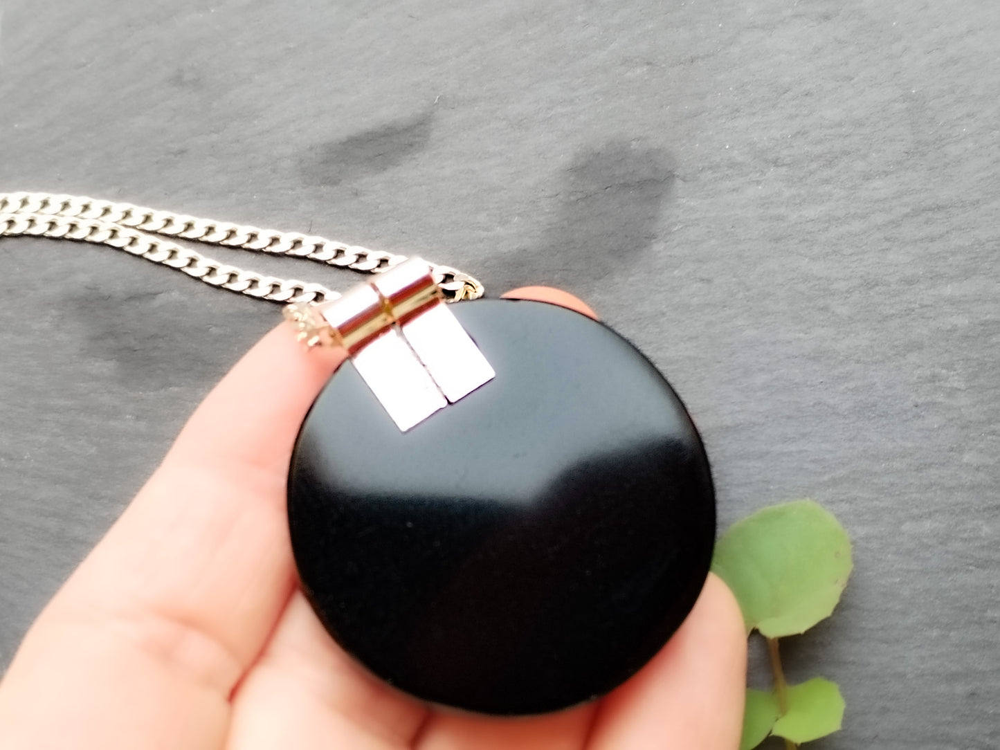 Colgante de Obsidiana Negra