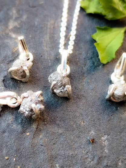 Diamantes en Bruto engarzados en Plata de Ley