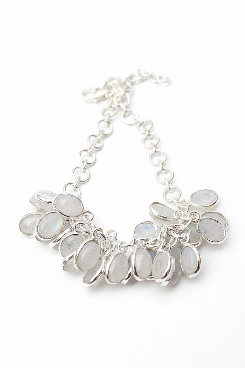 Pulsera con muchas Piedra Luna. Plata de Ley