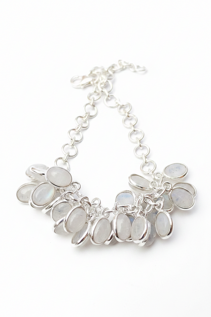 Pulsera con muchas Piedra Luna. Plata de Ley