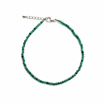 Pulsera de Esmeralda con cierre de plata de ley