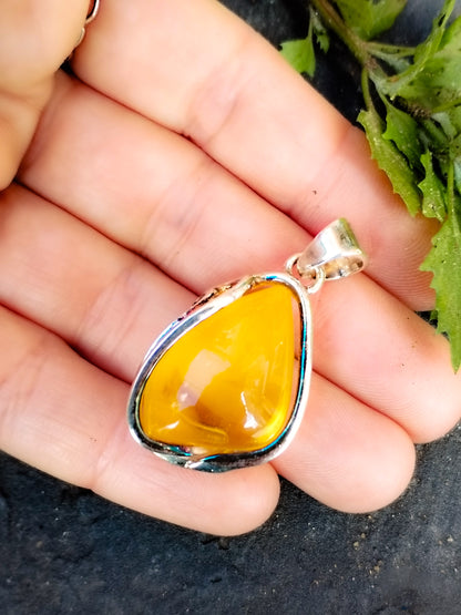 Colgante de Ámbar y Plata de ley