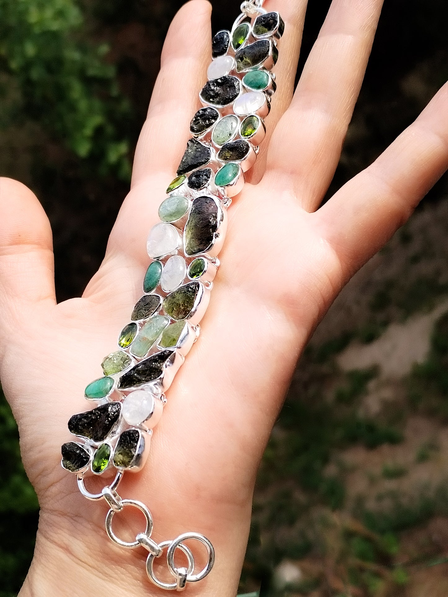 Impresionante pulsera de Moldavitas y Minerales