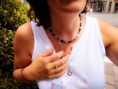 Collar de Cuarzo con Turmalina Negra