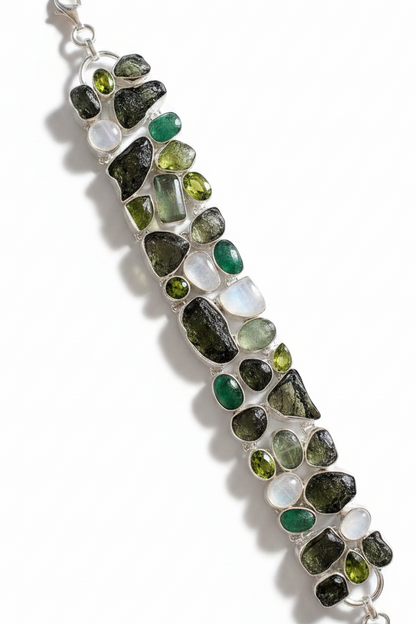 Impresionante pulsera de Moldavitas y Minerales