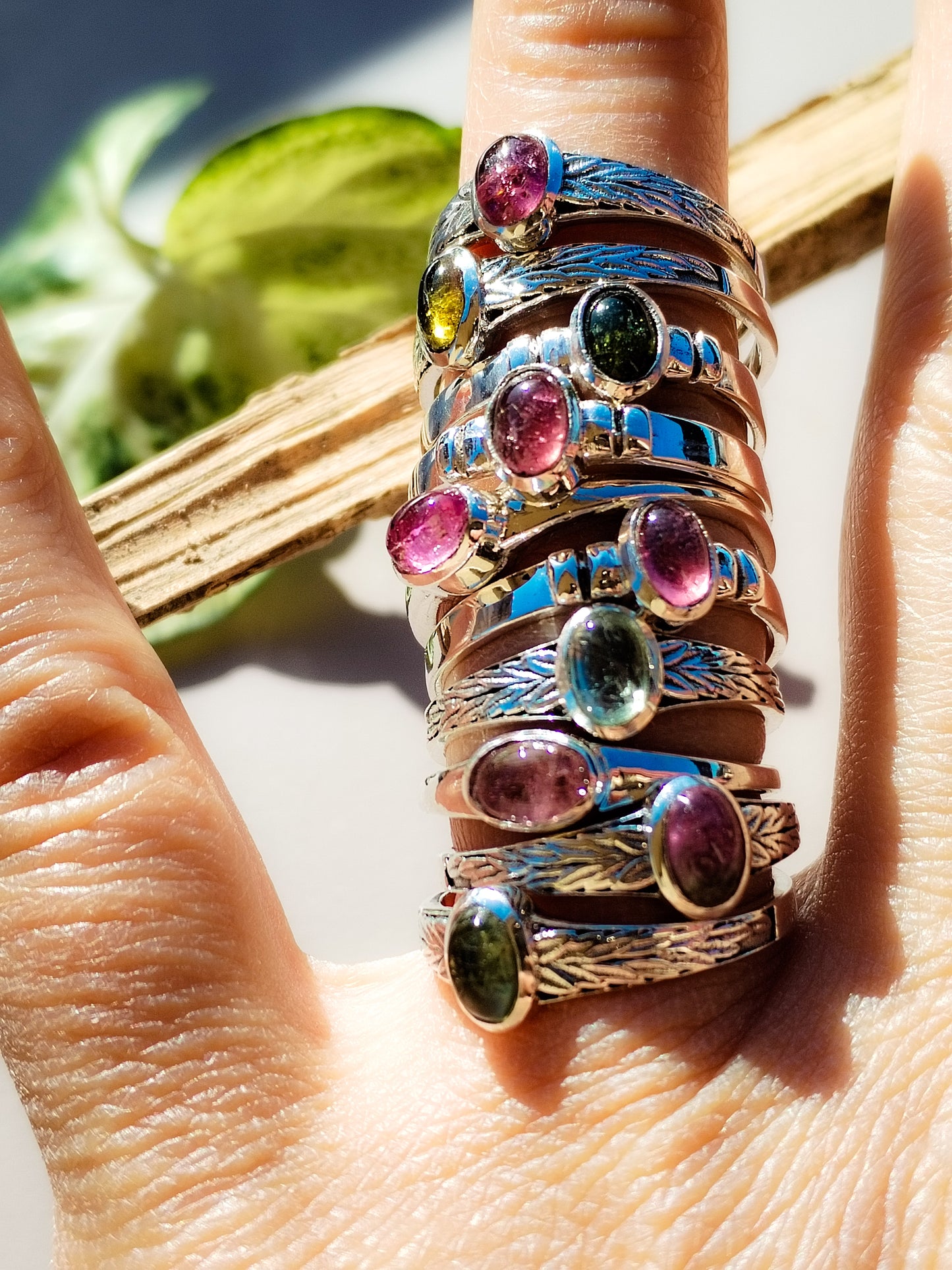 Anillo de Turmalina de Color y plata de ley
