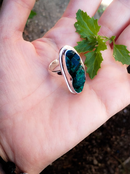 Anillo de Dioptasa del Congo engarzado en Plata de Ley