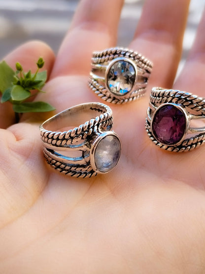 Anillos en plata de ley y Minerales varios. Modelo 00214
