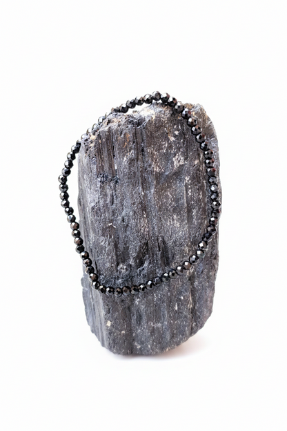 Pulsera de Turmalina tallada