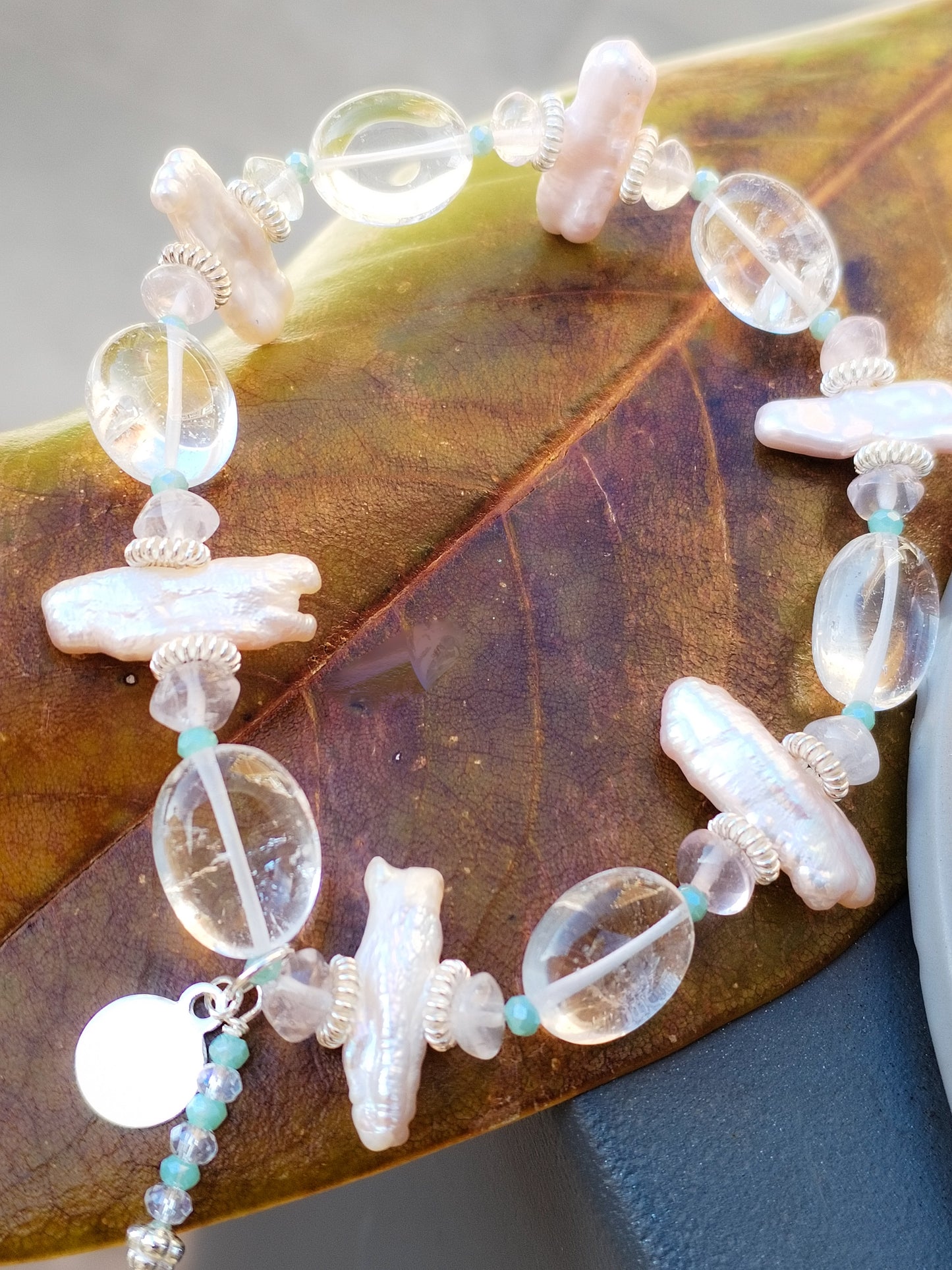 Pulsera de Diseño de Minerales y Plata de Ley