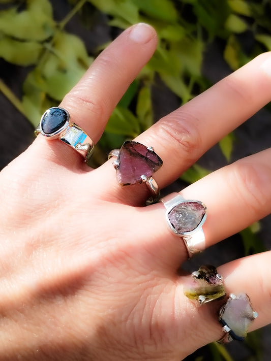 Anillos de turmalia y Plata de ley