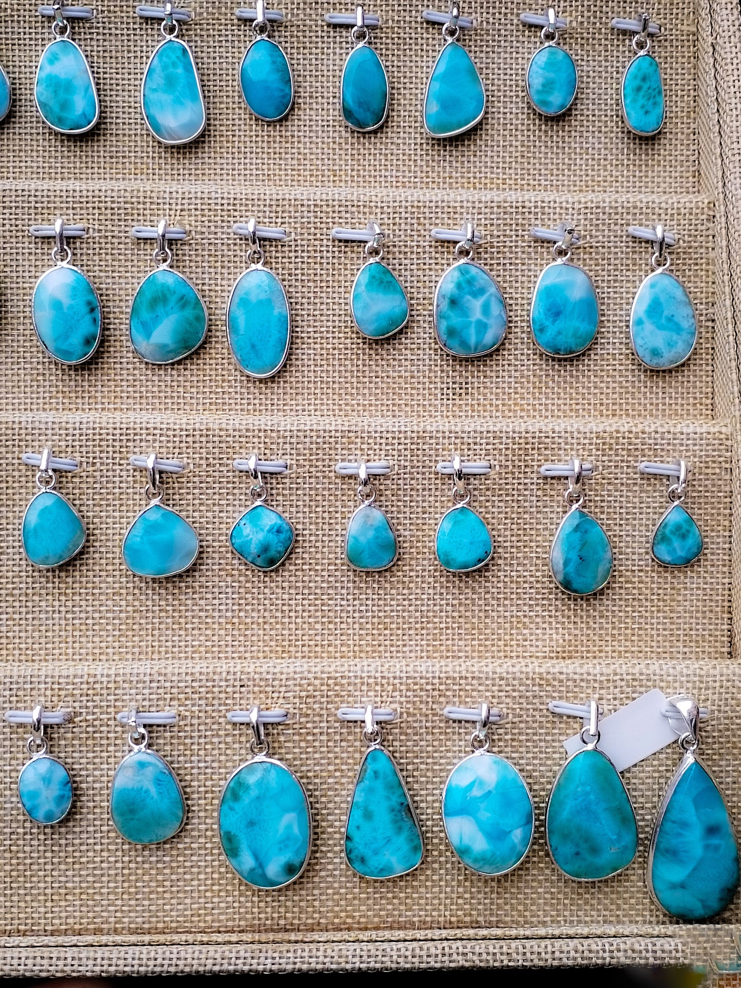Colgantes de Larimar y plata de ley