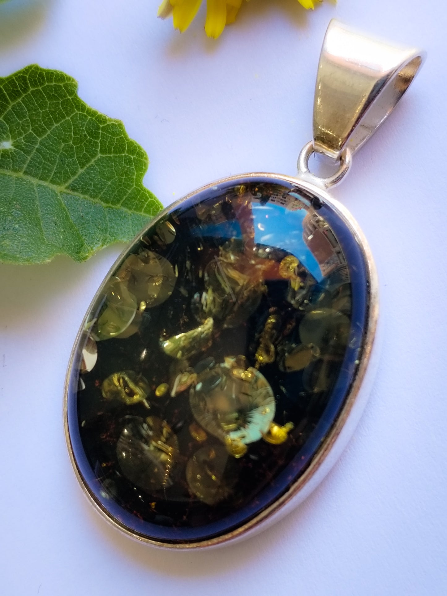 Colgante de Ámbar Verde y Plata de ley