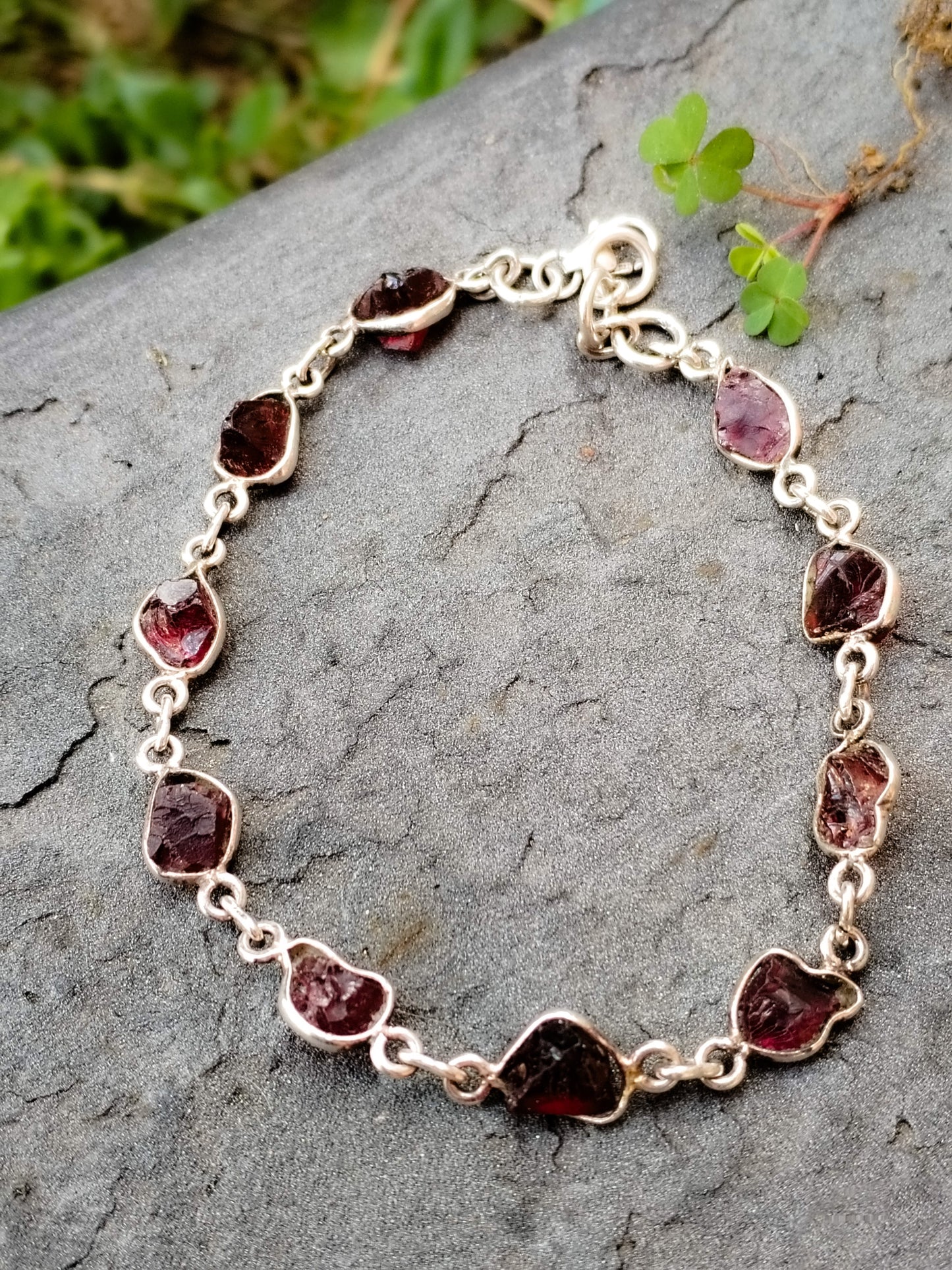 Pulseras de minerales variados naturales y plata de ley