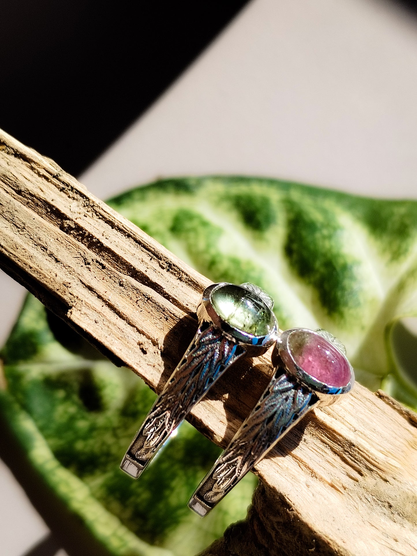Anillo de Turmalina de Color y plata de ley