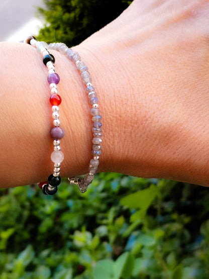 Pulsera de Labradorita tallada y plata de ley