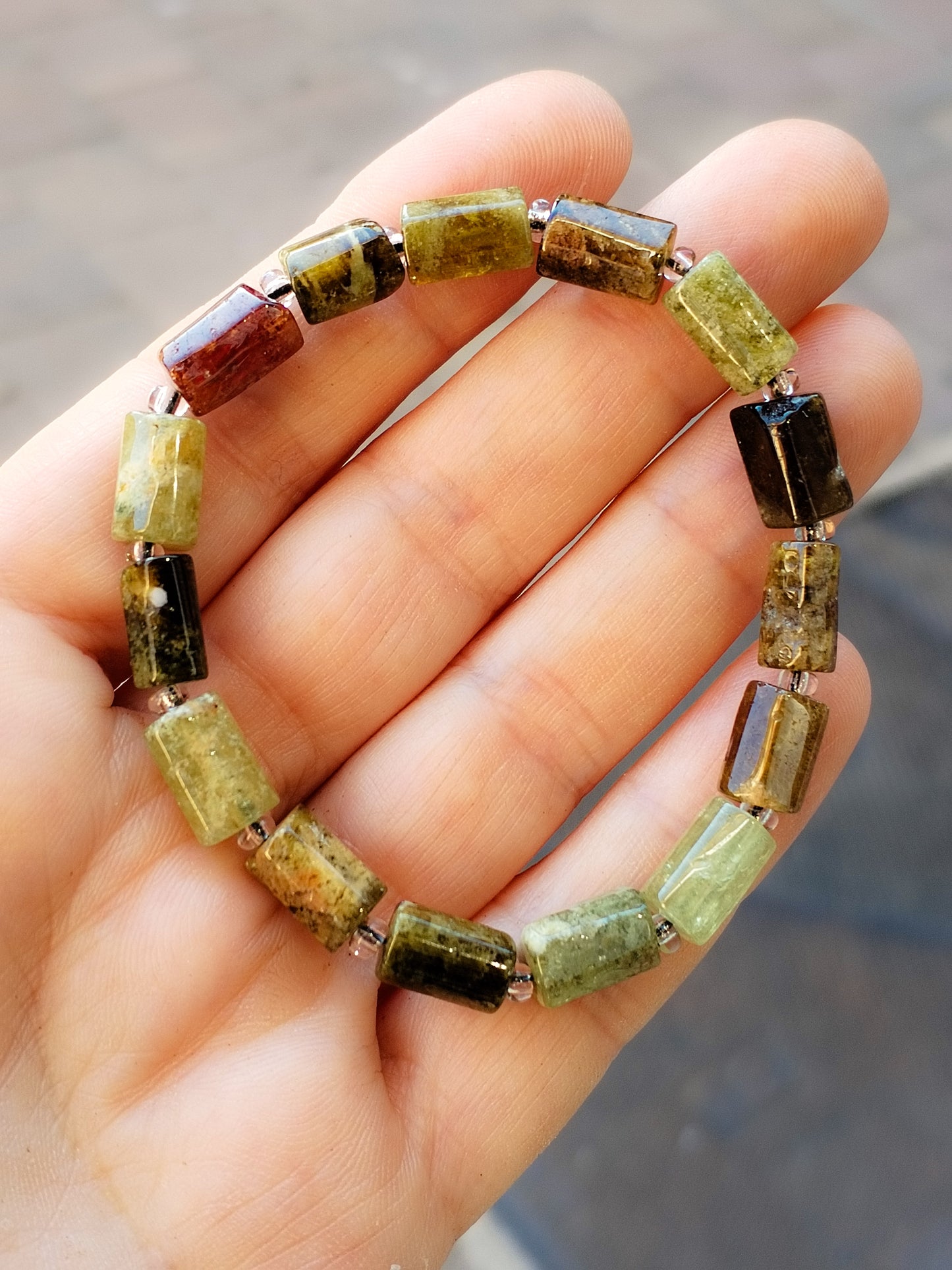 Pulsera de Granate verde