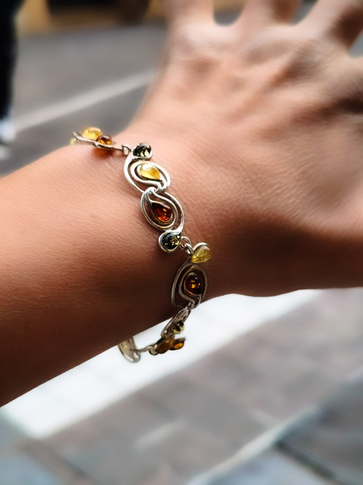 Pulsera de Ámbar y Plata de ley