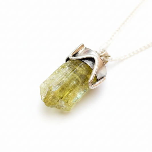 Colgante de Olivino amarillo y plata de ley