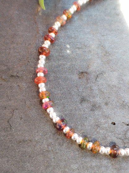Pulsera de ópalos negros y plata de ley