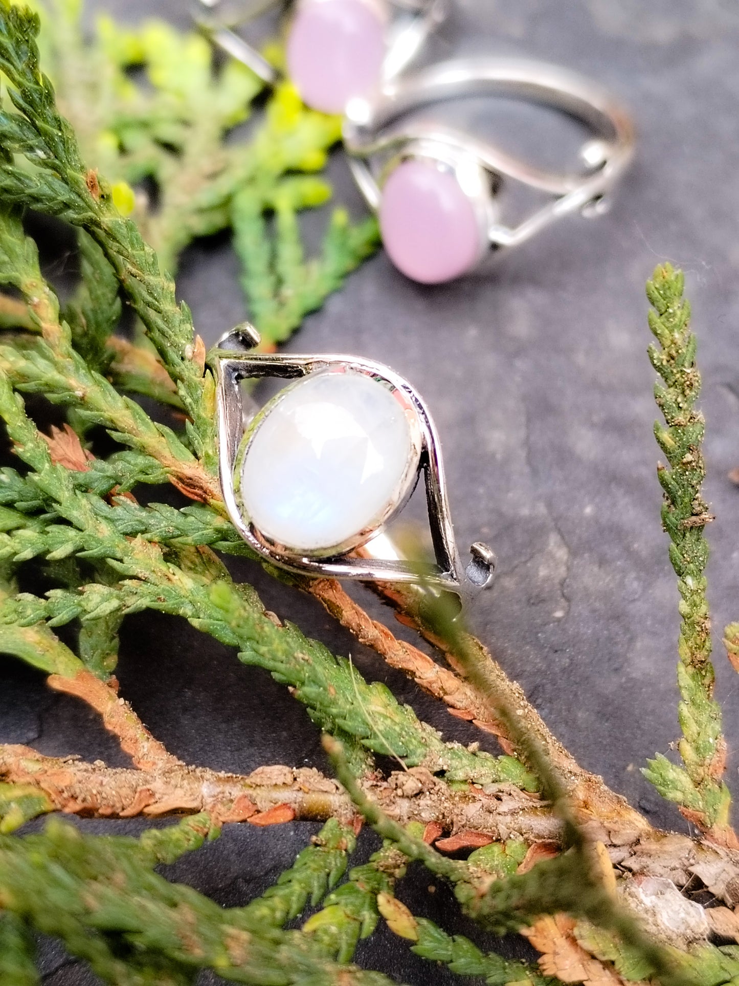 Anillos de plata de ley y minerales. Modelo 0740