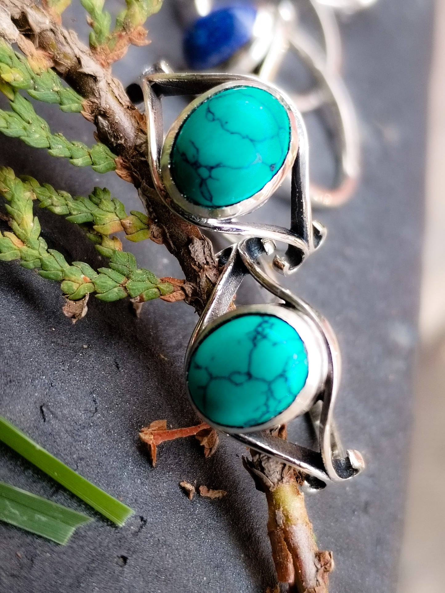 Anillos de plata de ley y minerales. Modelo 0740