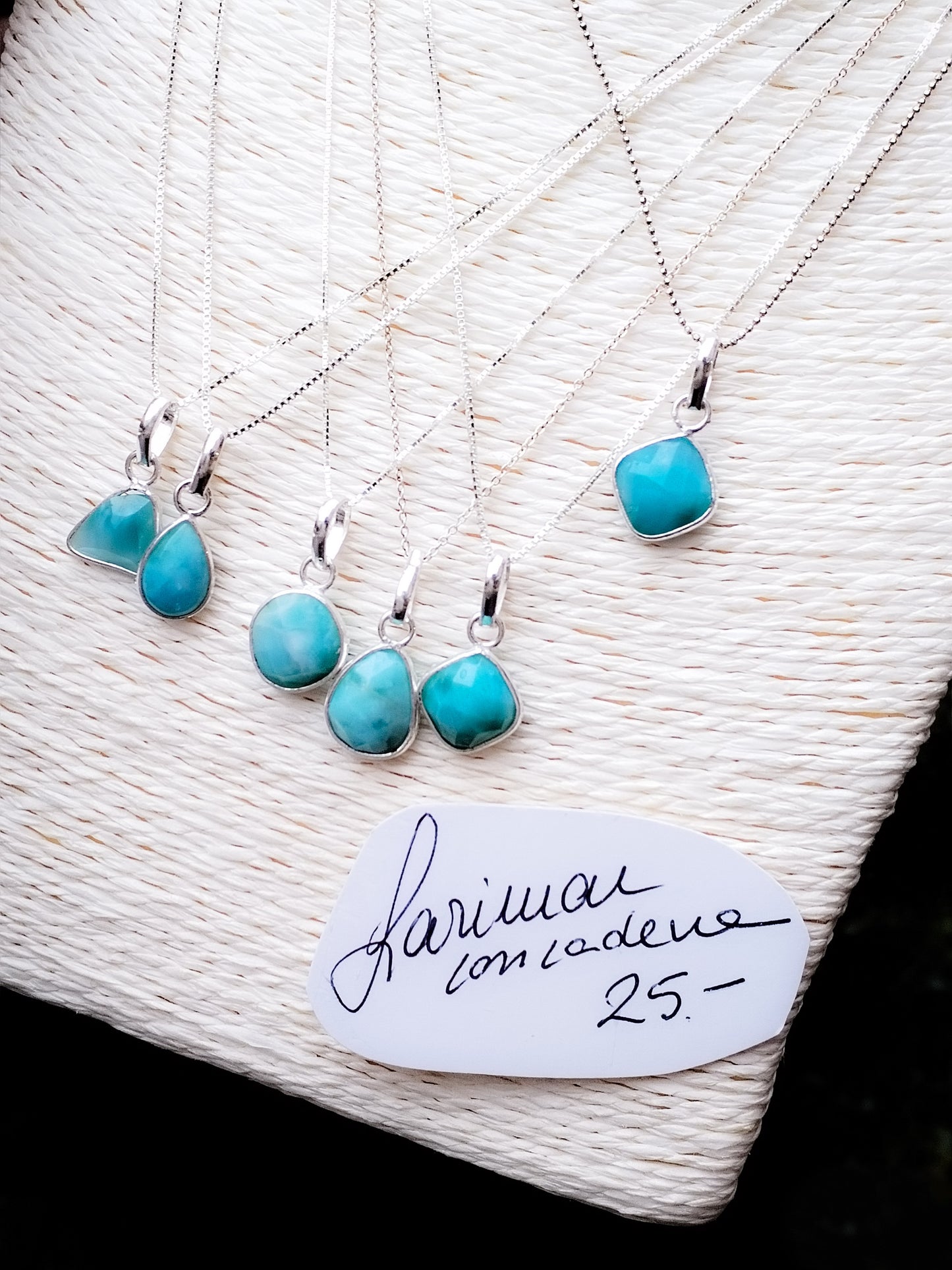 Colgante de Larimar con cadena de Plata de ley
