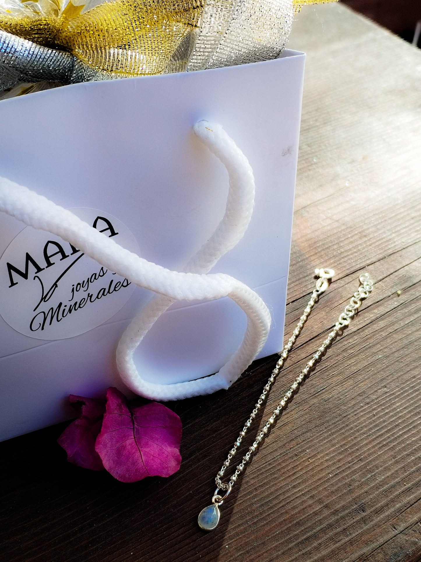Pulsera de plata de ley y piedra luna