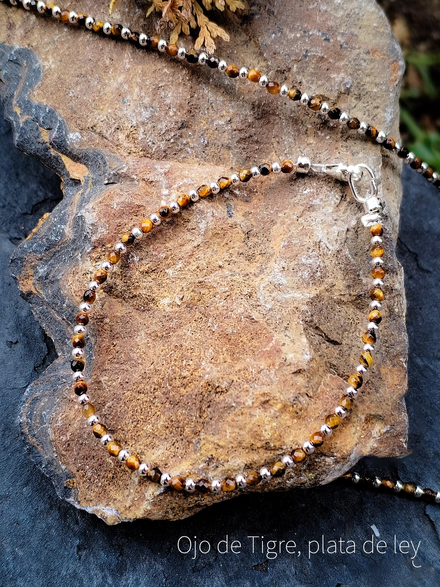 Pulsera de Ojo de tigre y plata de ley