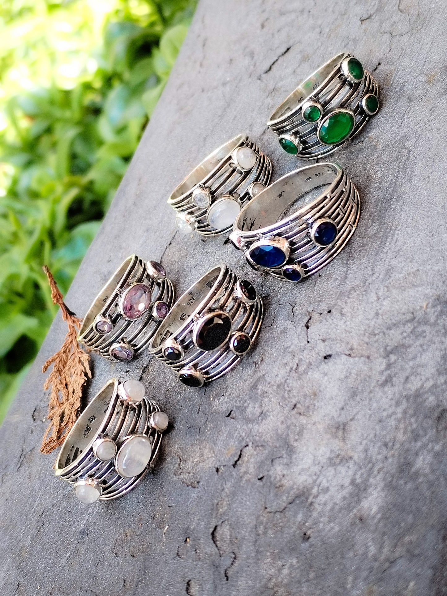Anillos de Diseño con Minerales. Modelo 223574