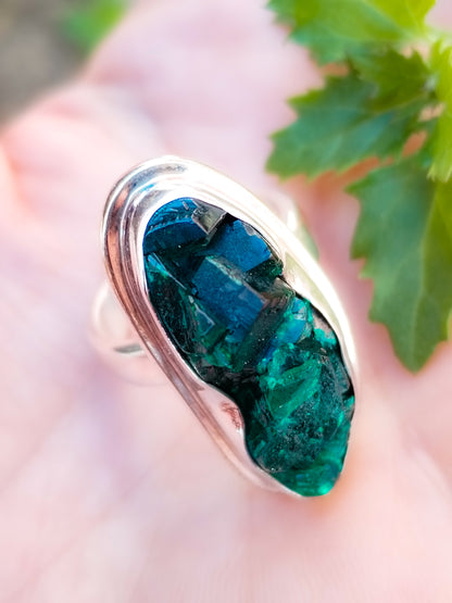 Anillo de Dioptasa del Congo engarzado en Plata de Ley