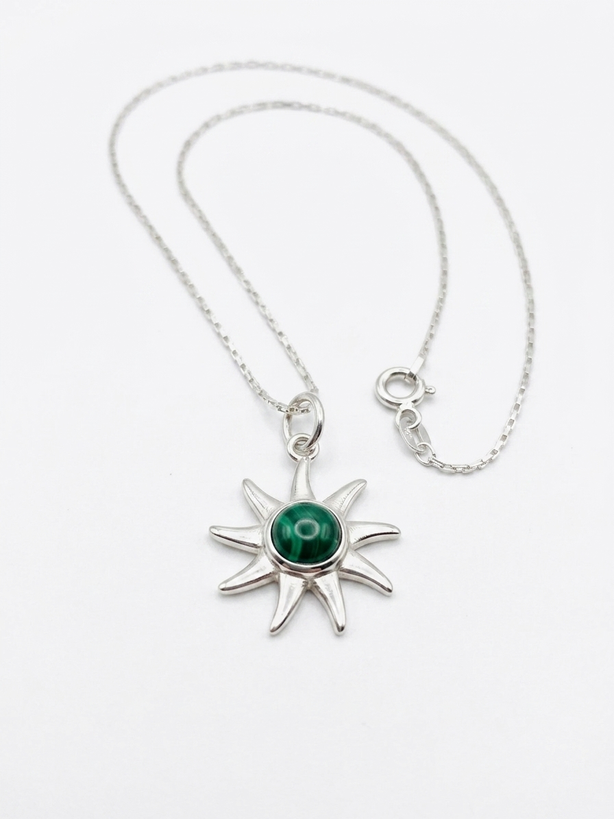 Colgante sol de plata de ley y Malaquita con cadena