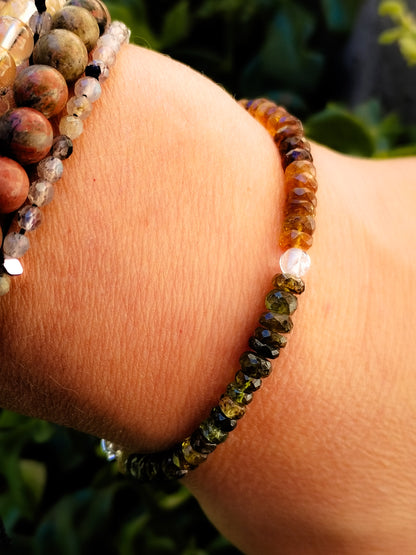 Pulsera de Turmalina Verde y Turmalina Amarilla con bolita de cuarzo